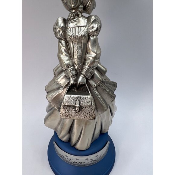 Vtg 1990 Avon Mrs Albee District Award Figurine Pewter - Picture 10 of 12